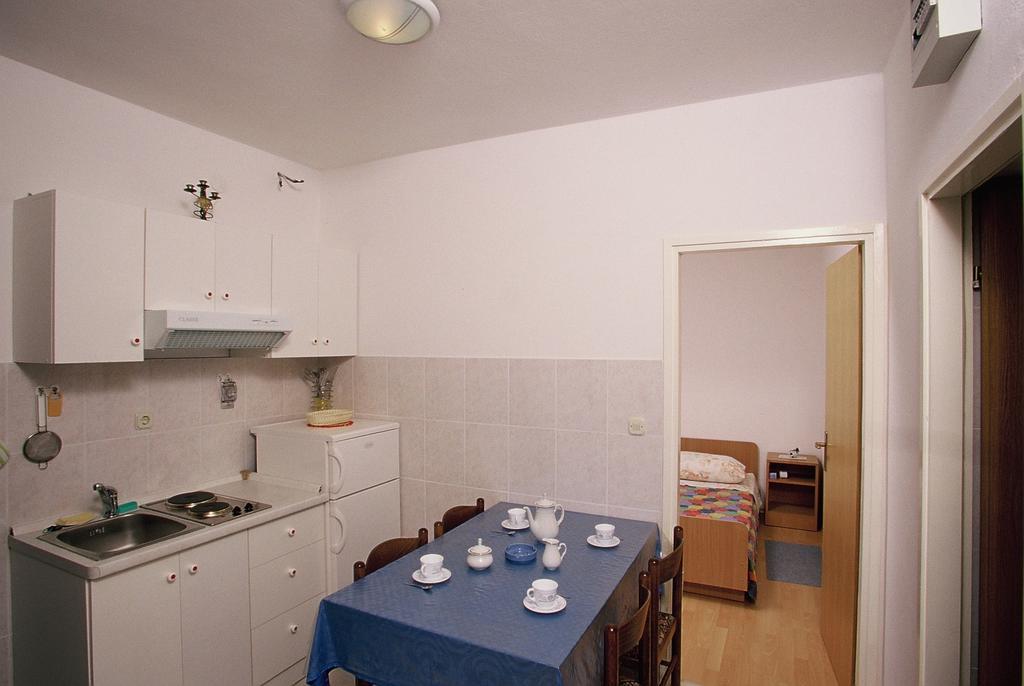 Apartments Boljat Supetar Rom bilde