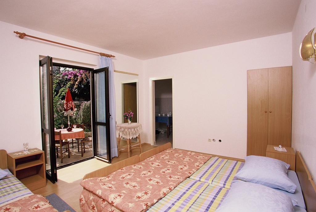 Apartments Boljat Supetar Rom bilde